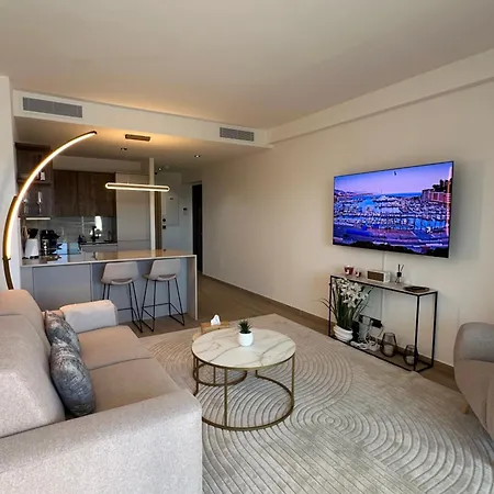 La Loge Du Grand Prix